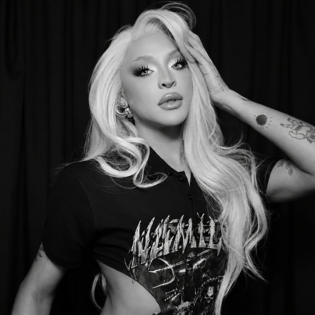 O_PontoX's tweet photo. 🚨URGENTE: Aos 32 anos, Pabllo Vittar está passando mal. https://t.co/i2iURT3EHN