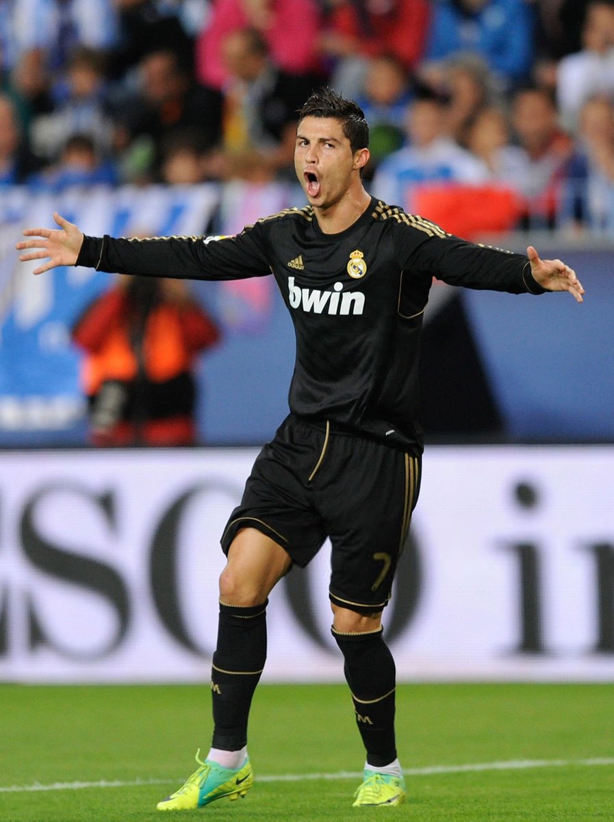 CallHimGoat's tweet photo. Malaga, 2011 🐐 https://t.co/q0BExjvorN