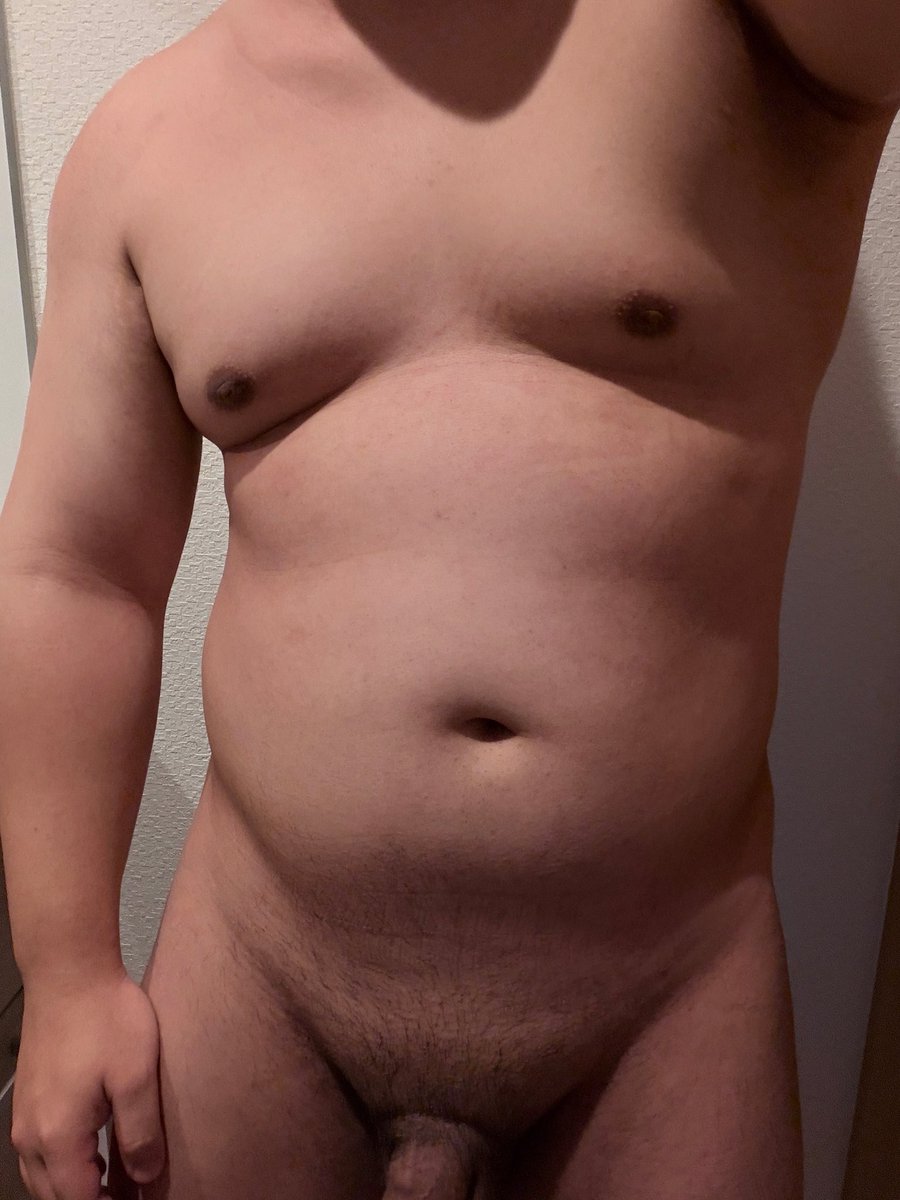 you_gachimuchi's tweet photo. がちむちの抱き心地はいいよ？ https://t.co/vu1LHY7yA4