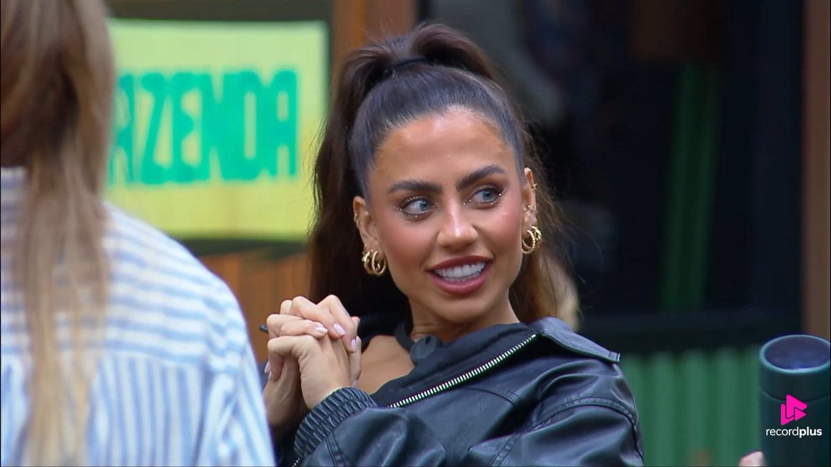 lotuitando's tweet photo. face card #AFazenda18 https://t.co/8g6rTiMmQe