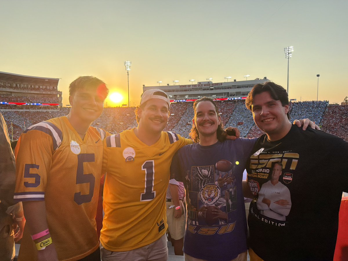 Tingle__Co's tweet photo. Rough night. Great trip. 

Shoutout to all the folks in Oxford, MS who welcomed us, chatted with us, and talked 💩 to us. This is what College Football is all about.  

Geaux Tigers. https://t.co/D0JVdDdAPl