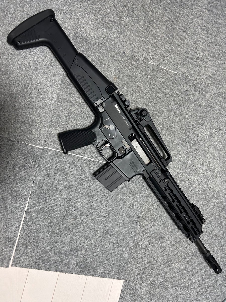 G_boxes's tweet photo. キャリハン付けただけですごい胡散臭さ… https://t.co/lThe2pEkUH