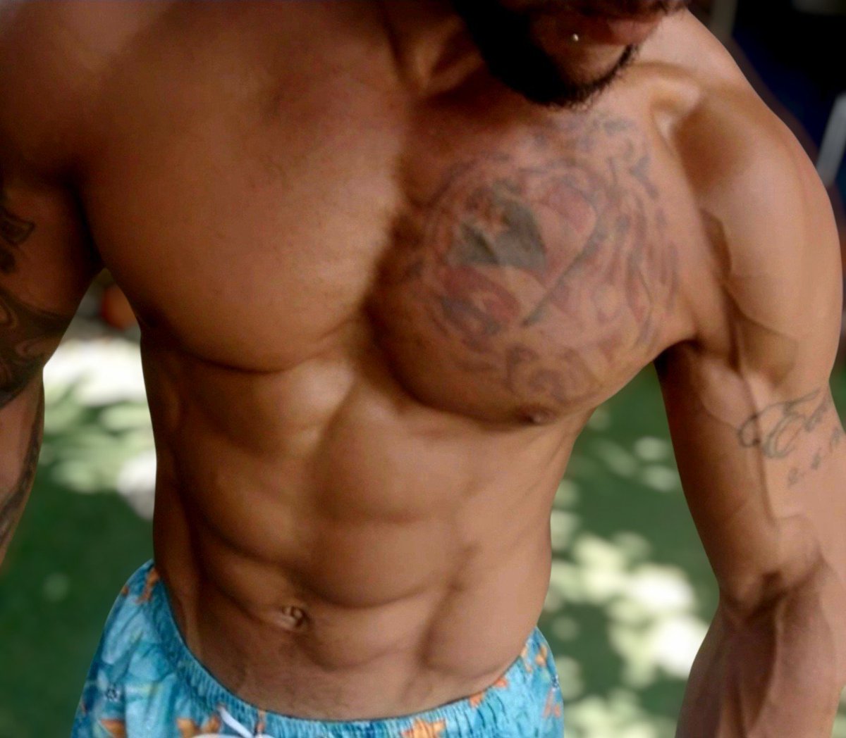 UrJayRican's tweet photo. You've seen me with clothes on... now its time you see me without 😏

https://t.co/Lcup7oEwdu https://t.co/ILFH57BXxp