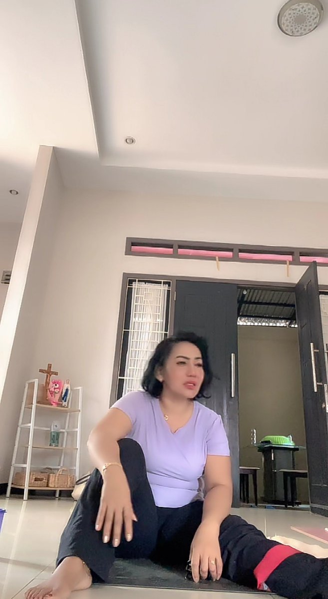 YYaparah51135's tweet photo. budeh🤤
#fyp #tobrut  #crot #janda  #stw  #trendingréels https://t.co/A4MSm07Yzj