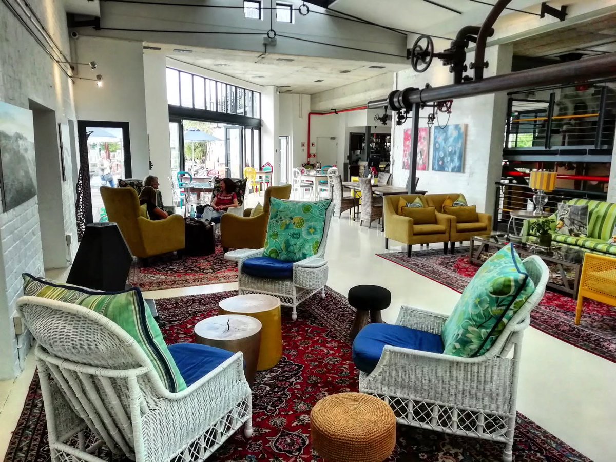 Cruz96manuel's tweet photo. Pantone explosion. / Turbine Hotel, Knysna / https://t.co/axnTLwioTb