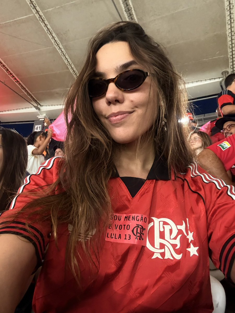 floracrf's tweet photo. sou mengão e voto lula 13 https://t.co/KoA2M0OCgL