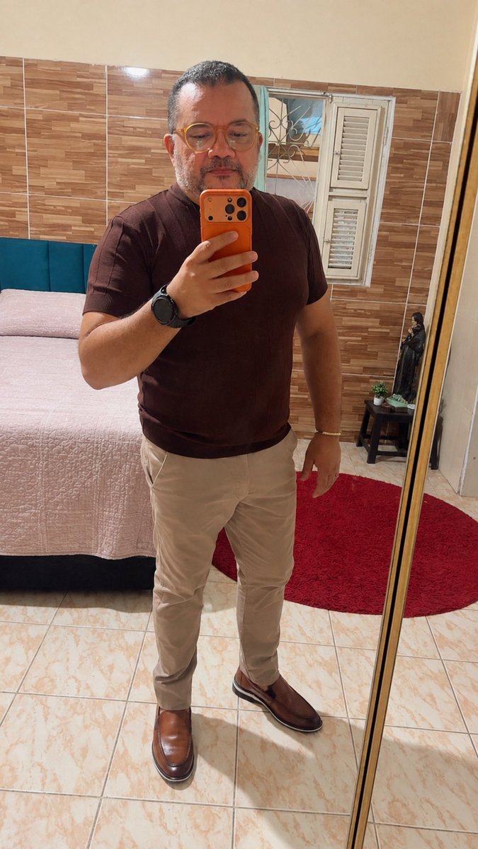 Wanderl31363653's tweet photo. ♥️🐻🤓 https://t.co/mg0BzdT7Jd