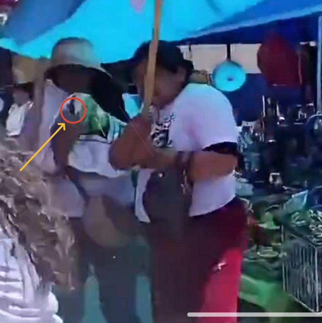 santiptp's tweet photo. @Cjose111 Allí se ve el arma https://t.co/xtjHGKf9rQ
