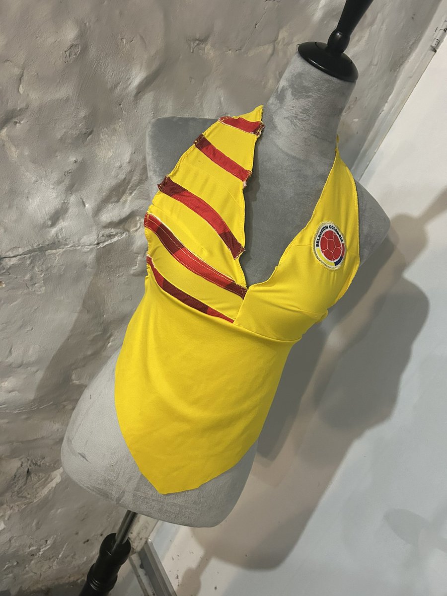 SoSymphonique's tweet photo. Custom Top inspired by @shakira ‘s World Cup Look…
+
+
+
+
+
+
+
+
+
+
+
+
#SFH #SoSymphonique #Symphonique #SymphoniqueFashionHouse #CustomFashion #Shakira #WorldCup2026 https://t.co/IYCkS9gLMT