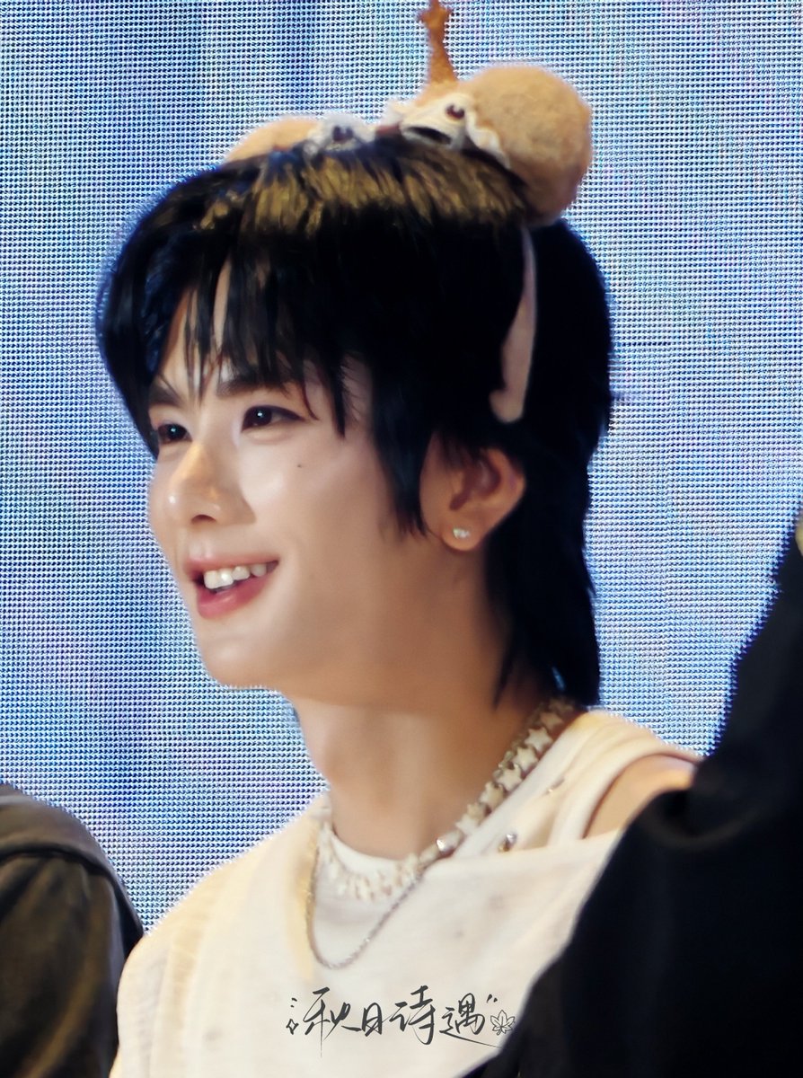 xiaoshilovesave's tweet photo. 小龙宝宝你咋这么萌🤏🏻🤏🏻

OCEAN WHISPERS TO AAS
#AuauSaveOceanWhispersFanSign
#savewrg  #auausave https://t.co/aTJ7Jj45LO