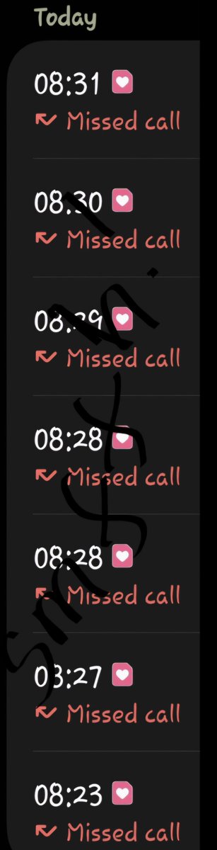 dahxeh's tweet photo. Blasting my phone before 0900 hrs to borrow 💰 is insane!  Who cursed black people! 🤬 https://t.co/OoWhLR688X