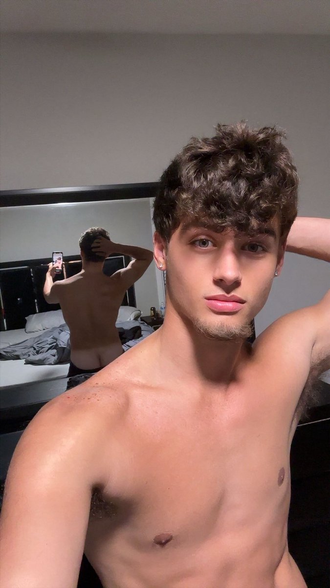 DaltonFerg321's tweet photo. Goodnight 😘🍑 https://t.co/xnzaWgIvBs