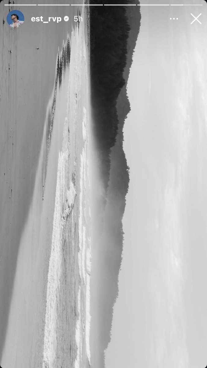 SurfNLoveHQ's tweet photo. The director ( captainz), Ohm and Est all posting pictures of the beach. This is going to be home 🏠, this is where the magic will happen. 

𓆝 𓆟 𓆞｜༝ ˚ ｡⋆ 𓇼 ⋆｡ ˚ ༝｜𓂂 ·˚ • 🪸₊˚˖ * ⊹

#SurfNLove #est_rvp #ohmpawat #SurfNLoveSeries https://t.co/OvSDLbUtMv