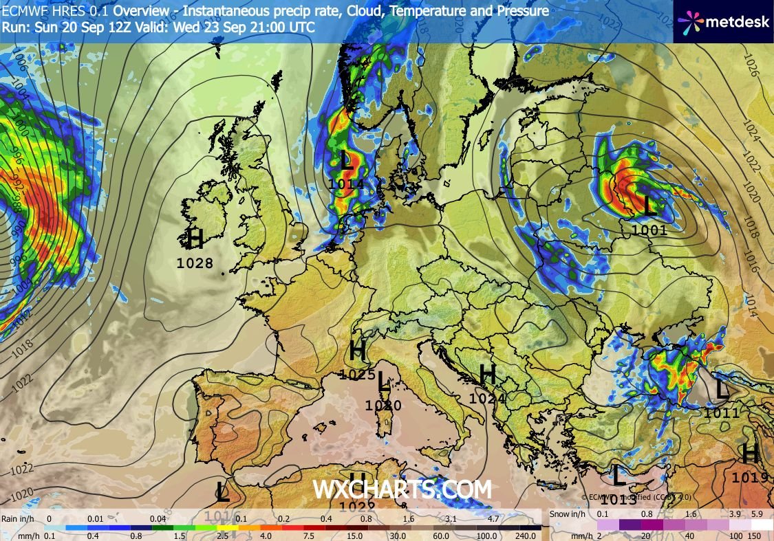 Roodescho1's tweet photo. Vandaag en morgen en woensdag overdag droog dan in de avond regen met name in het Noorden en Noordoosten https://t.co/LfyPhjV48G