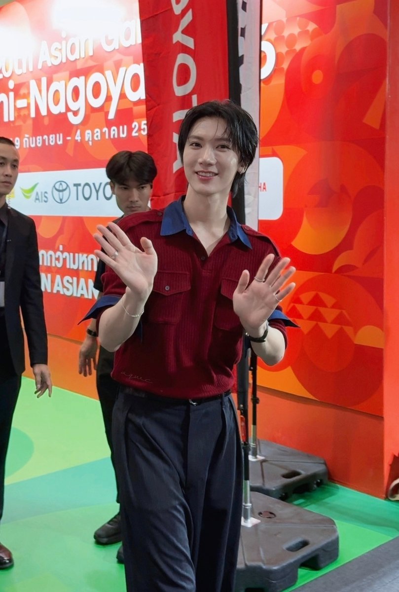a_aqwc's tweet photo. ตอนเที่ยงทุกคนกินข้าวกับอะไร
ผมกินข้าวกับรูปนี้ 😭
#TENxAsianGames2026 https://t.co/C2R2FoSRwJ