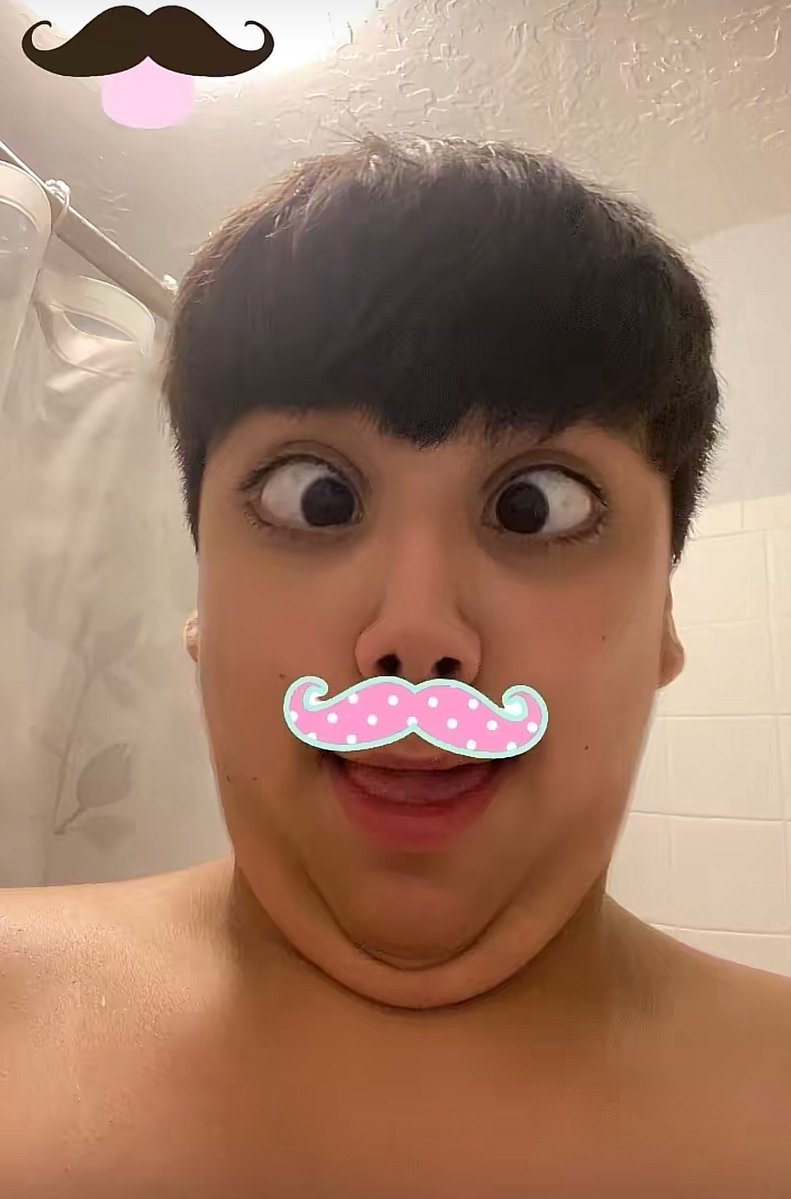 qiumero's tweet photo. @auroriafantasia vro on blud this peak twininum￼💀😂 https://t.co/uWRQs5VRPP
