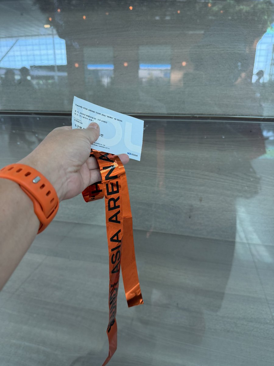 hump12345's tweet photo. Luckily my flight to Narita from Incheon is so far scheduled to depart on time. 
I’ve met two young Korean VAWS gents at terminal no.2. They said they went to Vaundy Asia “Horo” tour in Seoul for two days and gave me a 銀テ[tape].

Thanks for your kindness🩷
#Vaundy
#HORO 
#VAWS https://t.co/iaVFwBDMLy