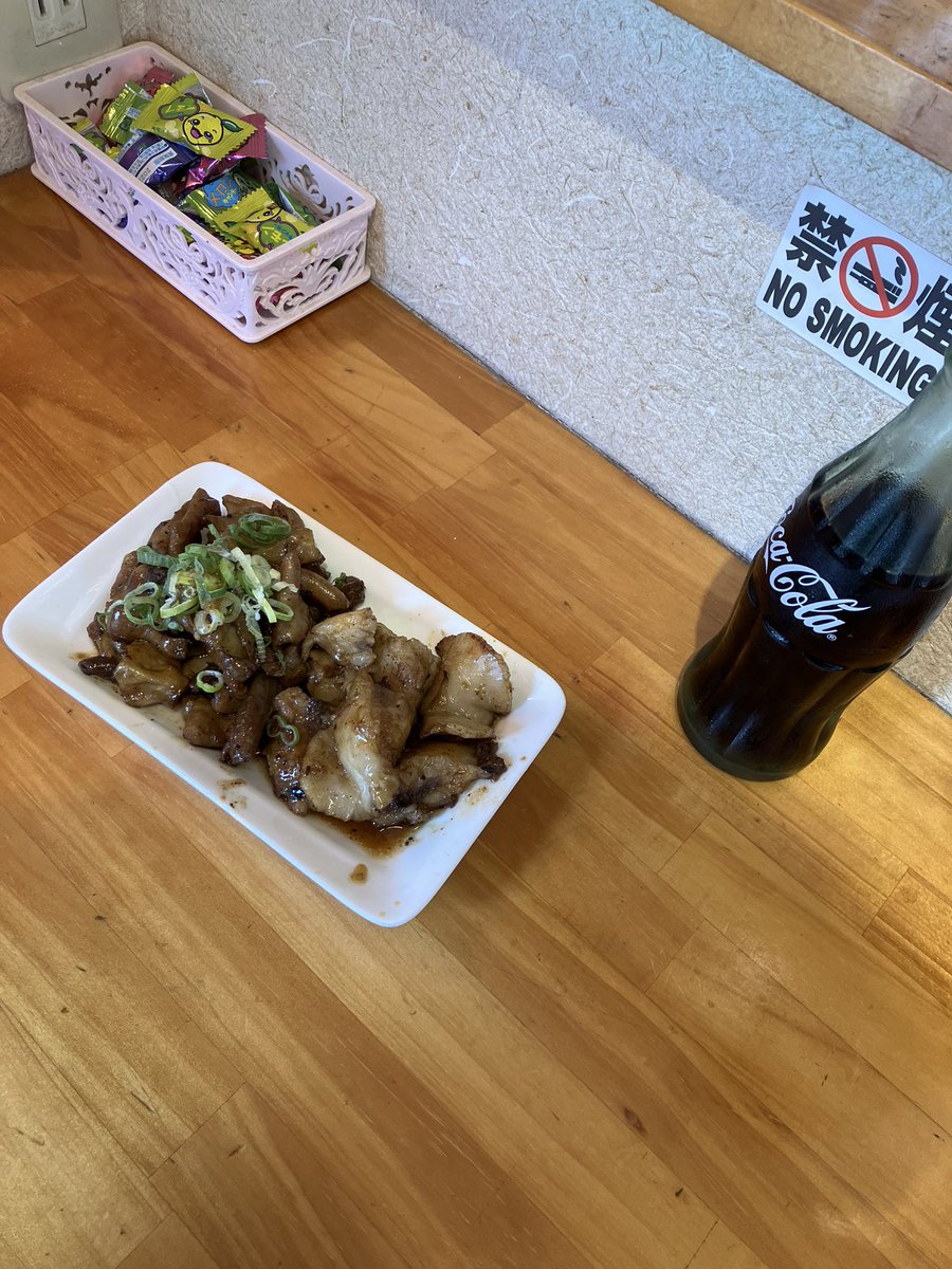 BONYO_H's tweet photo. 大阪前乗りでホルモン三昧。
ホルモン焼き、アブラに上ミノ。
これは昨日までの疲れも吹き飛ぶわ。 https://t.co/kPdsHri5sF