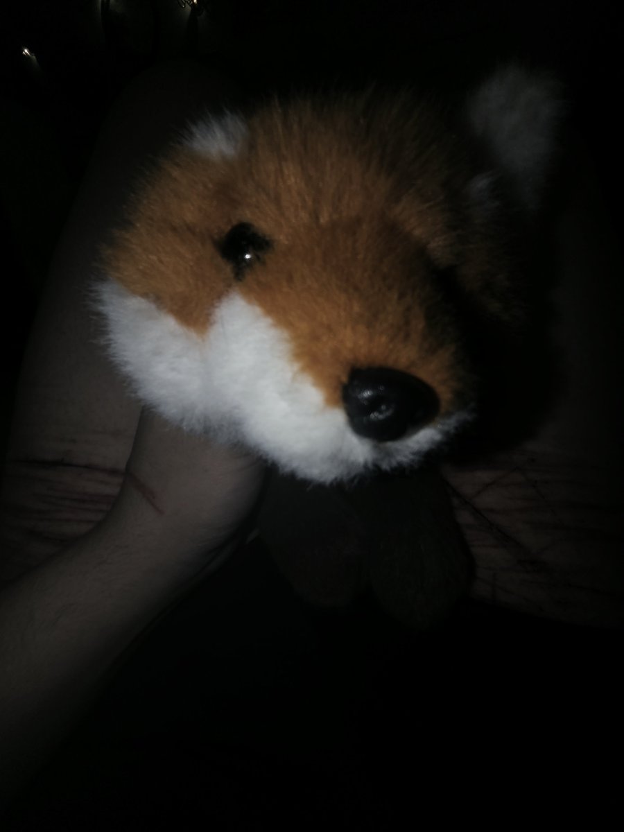 DesignerXDeath's tweet photo. Trigger warning for knife play (not actively happening)
Had a fun "play" session a bit before thess picture but these pictures came out a lot darker than I thought with the flash. Was kinda funny looking at them and going "oh okay". Odd vibes from my fox plush lol. ^^" https://t.co/xuvdhkJRB8