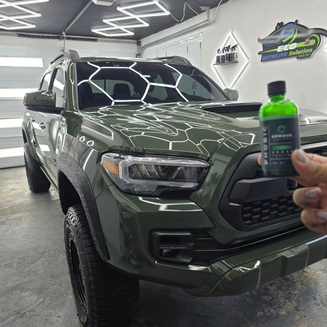 TimDrager2vj's tweet photo. @armourdetailsupplypr PHOBIC coating: amazing results after 2 years. https://t.co/plZQWpgMNj