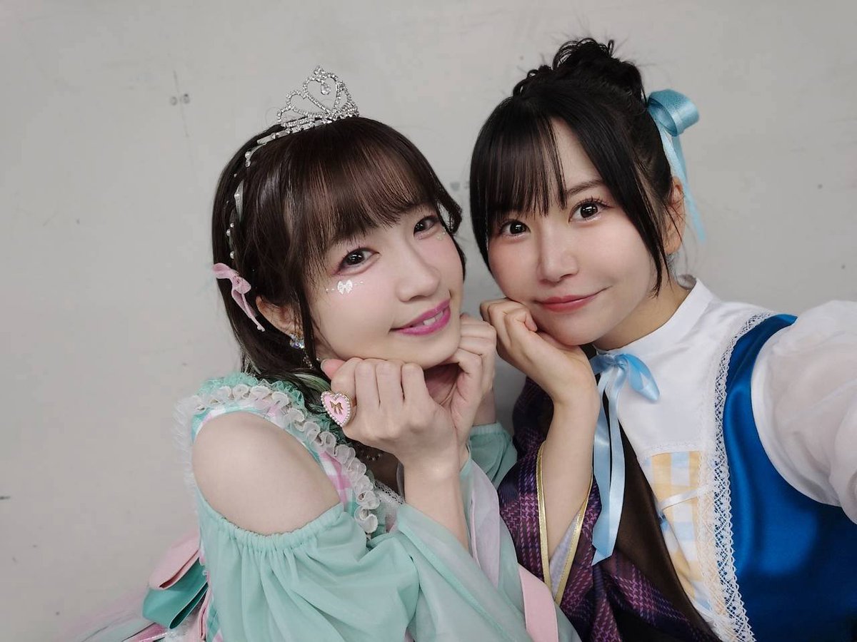 koiwai_kotori's tweet photo. ただならぬ関係のみんなとの
ツーショットです📸

#ミリオン14th https://t.co/CmYUSZ5V4t