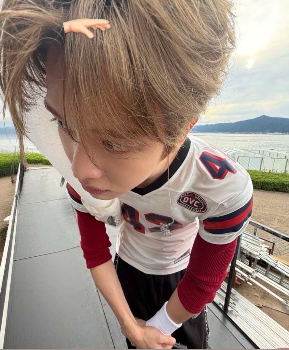 sungfour_ tweet picture