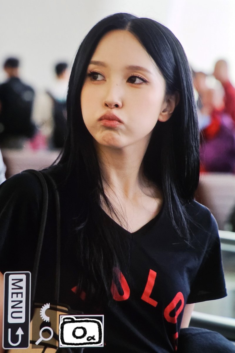 fishcmr's tweet photo. 260921 인천공항 ICN

😕🫤😟😗

#TWICE #MINA
#트와이스 #미나 #ミナ https://t.co/MMf3jEDE67