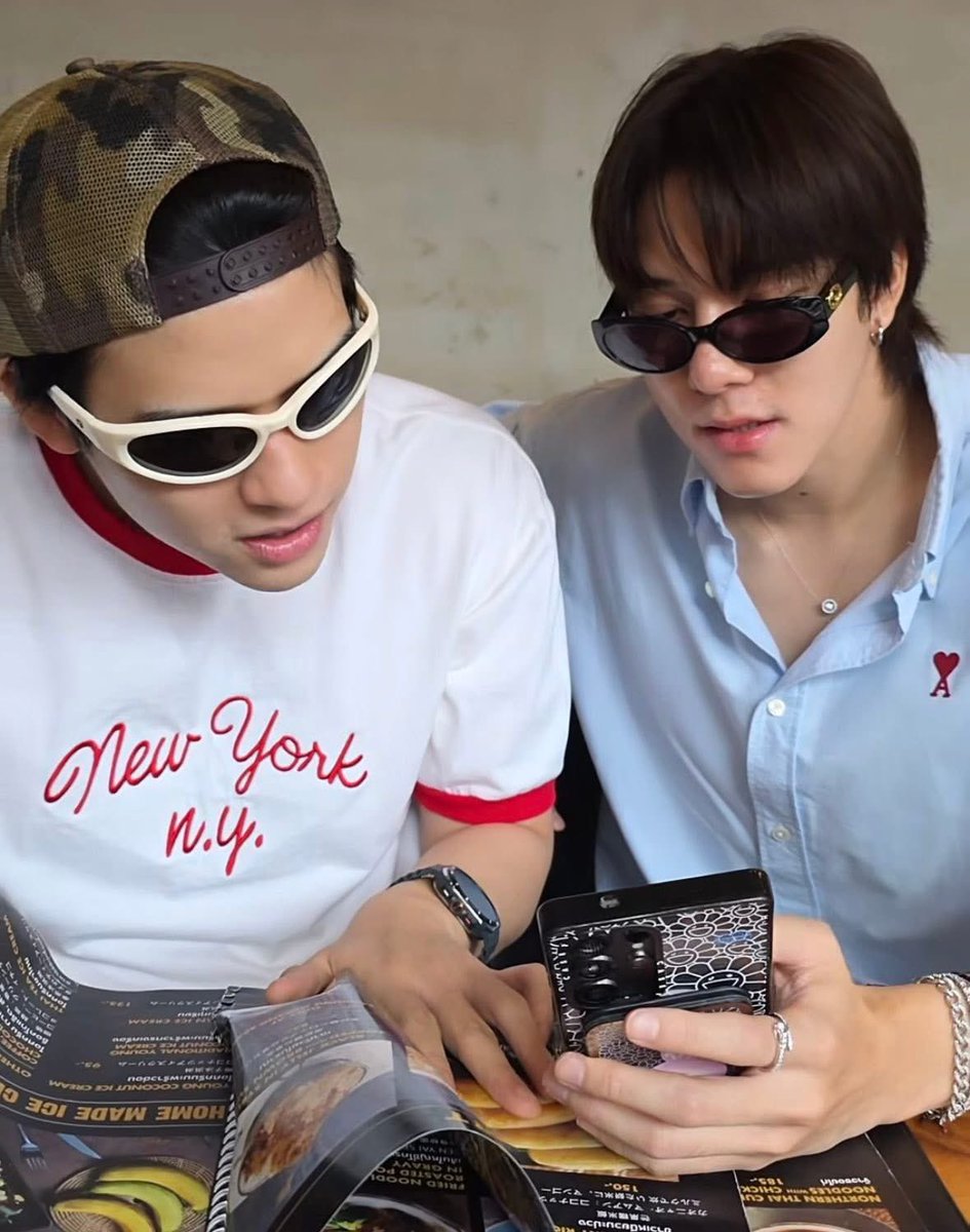 sleeproom_'s tweet photo. ก็เรื่องปกตินะครับ https://t.co/aenk2e6mL7