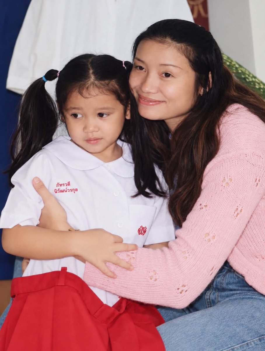 FOGUSLENS_TH's tweet photo. 210926

Facebook Post Update : fogussx_

📸🩷 : HAPPY BIRTHDAY TO ME AND MOMMY 🪷

🔗 https://t.co/0CNMEA1LwU

꒰ #FogusRinlita #โฟกัสรินทร์ลิตา #FogusAF2026 ꒱

#Happy22ndFogusDay https://t.co/HCciJF5TfJ