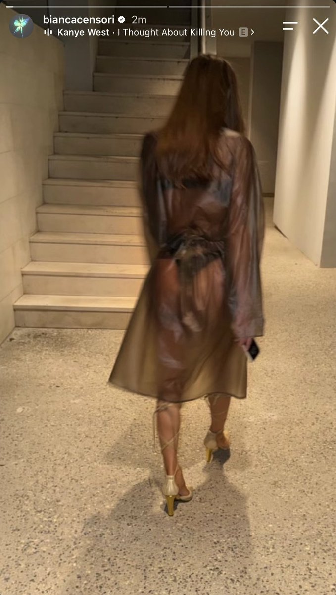 YeTimes's tweet photo. Bianca's date night look for Ye https://t.co/JSn9hrwTr3