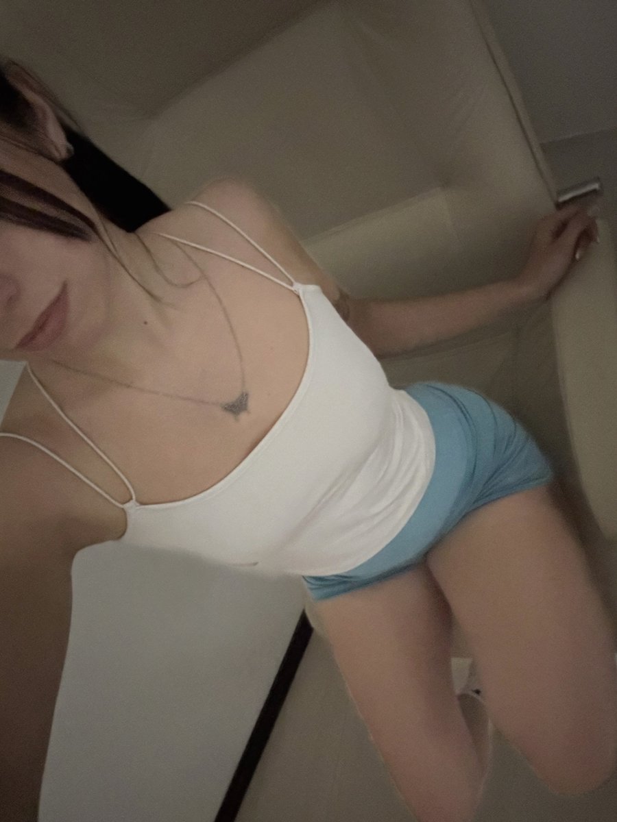 daisypeachxpcc tweet picture