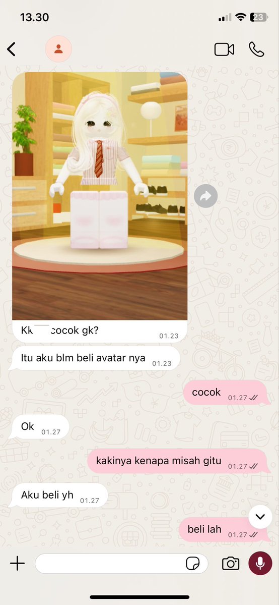 ilarasamatcha's tweet photo. adekku aku isikan robux jadi tiap mau beli ava tanya dulu ke aku WKWKWK pdhl kalo mau beli tinggal beli 🫠 https://t.co/8TQxjSgXGp