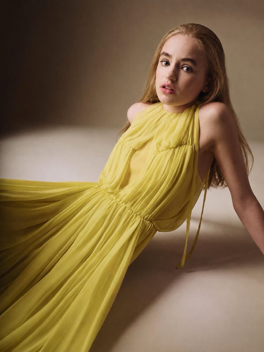 DangFgjn's tweet photo. Nell fisher 🥵🥵🥵 https://t.co/n3aGG4DdHd