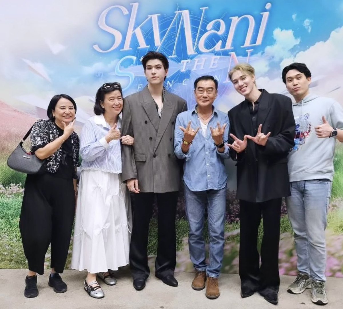 forskynani_'s tweet photo. แม่สกาย IG

😭🩵🩷

SKYNANI ENDLESS VOYAGE

#SkyNaniSToTheNFanconD1 
#SkyNaniSToTheNFanconD2
#skywongravee #hirunkit_ https://t.co/YvoRMfSpYn