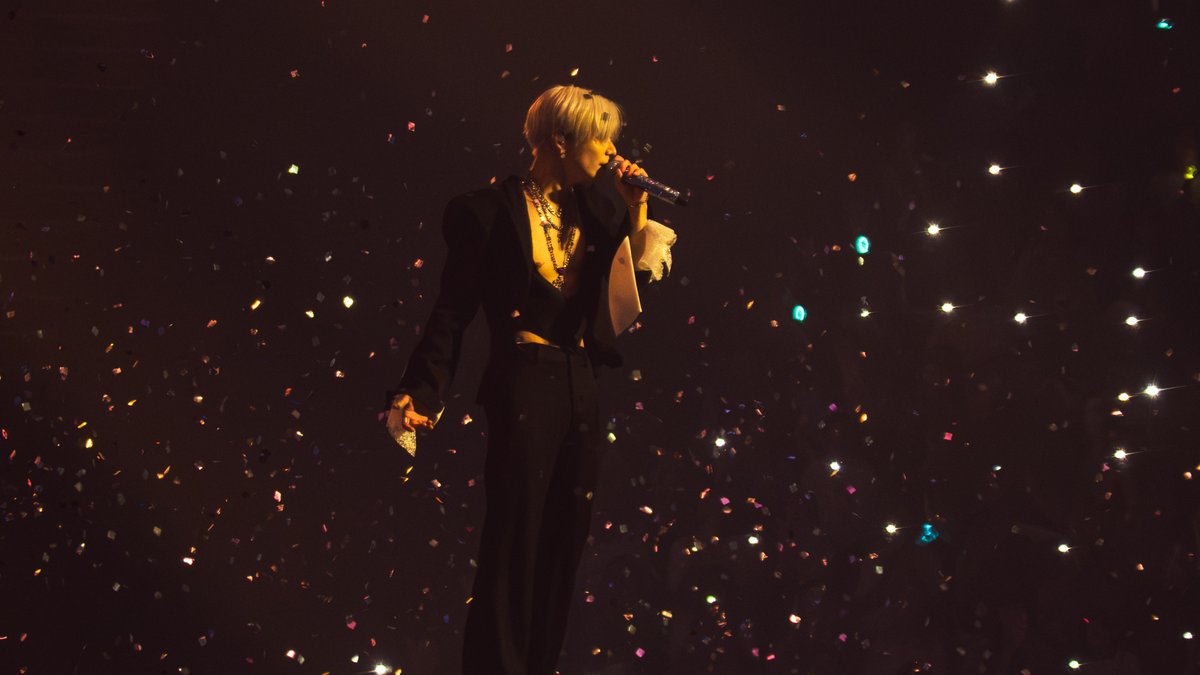 616holysound's tweet photo. 260919 태민 LiMiNaL in Seoul
#태민 #TAEMIN #テミン https://t.co/Bwa9ATQanL