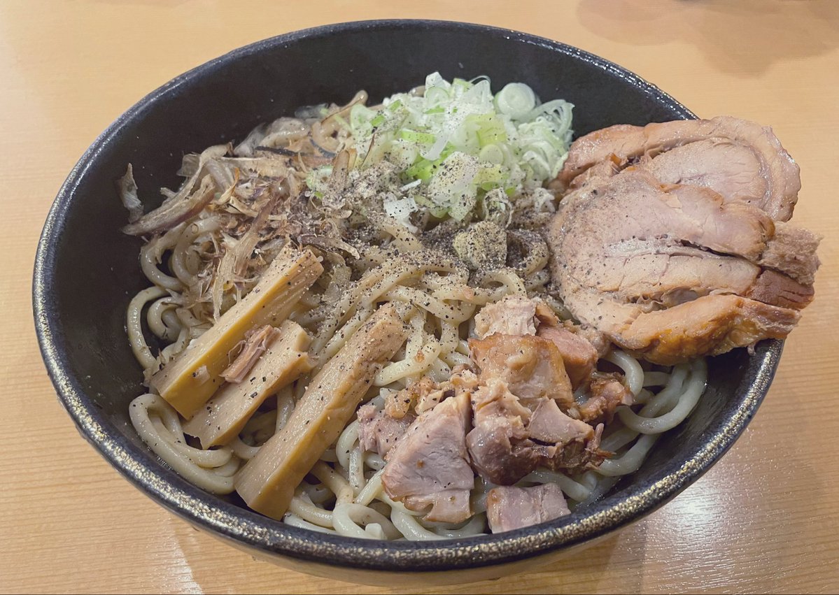 KMk6v's tweet photo. 帰省ノルマその2 https://t.co/SnEzYq6UmE