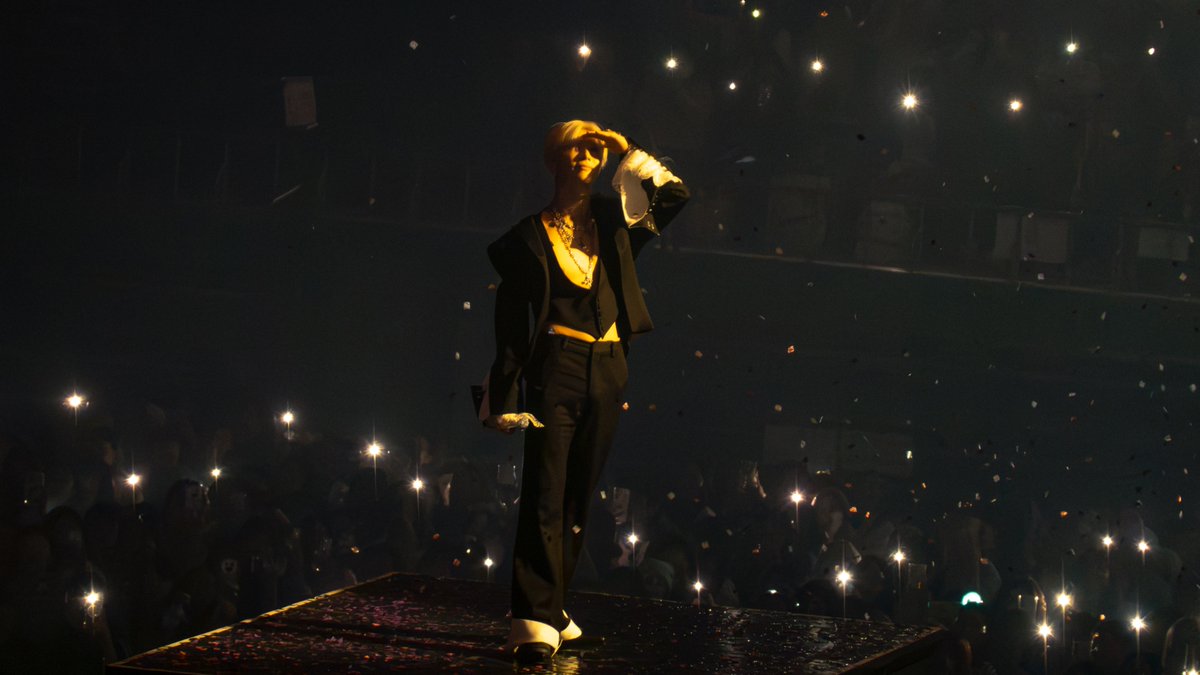 616holysound's tweet photo. 260919 태민 LiMiNaL in Seoul
#태민 #TAEMIN #テミン https://t.co/Tq5LKLO86h