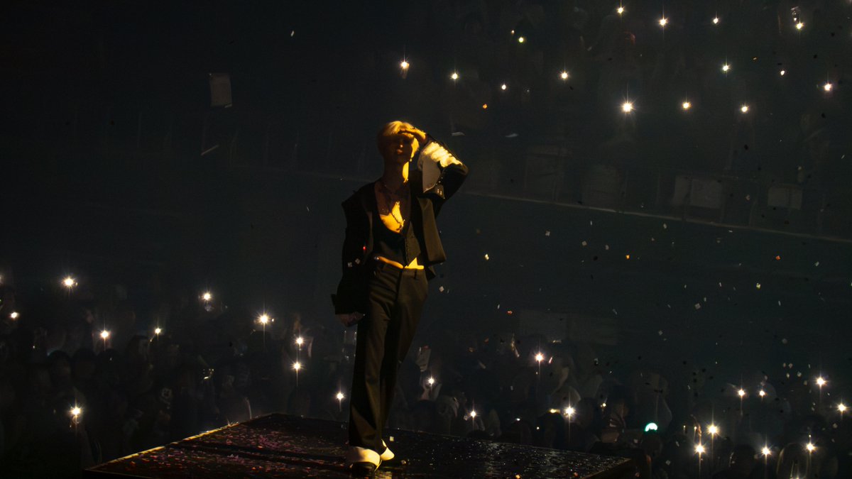 616holysound's tweet photo. 260919 태민 LiMiNaL in Seoul
#태민 #TAEMIN #テミン https://t.co/Tq5LKLO86h