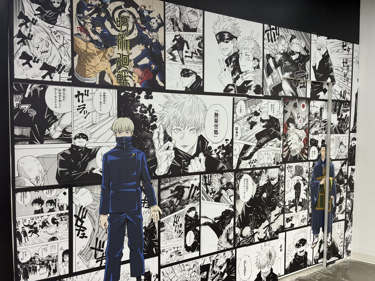 KOHKI_SA's tweet photo. カードショップあって入ってみた
中に入ったら壁に呪術の絵がびっしり並んでたけど中にはポケカしか置いてなかった

ハワイなのにポケモン人気やな〜
マジックのカードとかないのか〜 https://t.co/OkrV8Y4cS7