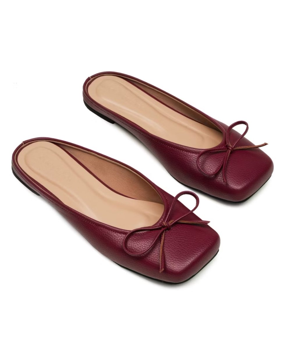 gloomyskies98's tweet photo. Ternyata salah satu bridesmaid amanda rigby owner sepatu ini yah? Jujur kalian tertarik beli gak?!￼ https://t.co/7qfnO389ry