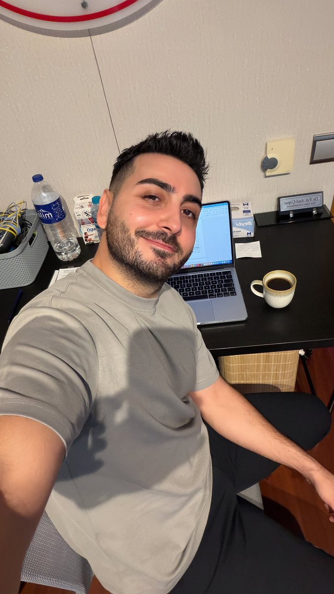 anlcrrr's tweet photo. Günaydınnnn🫠😴 https://t.co/L0LoYeT62A