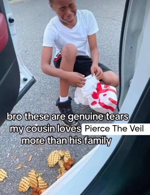 DrellasDisaster's tweet photo. https://t.co/OYJB1BWF39