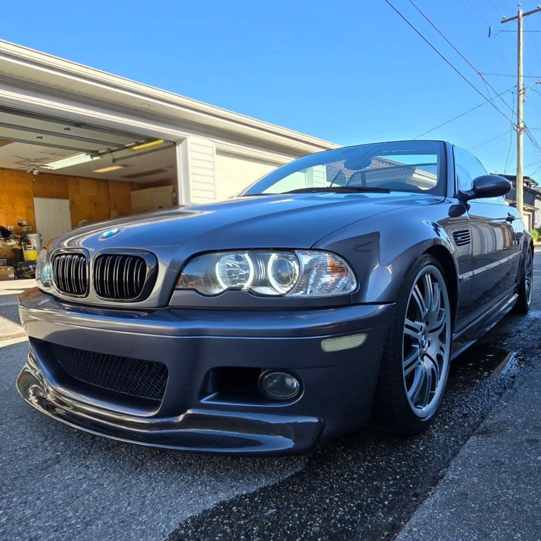 KhadijahEm4s2's tweet photo. Sun &amp; Shine will always meet again, in another life. This 2002 BMW M3 Convertible received full decontamination, clay treatment, and 2-step paint correction for a deep, glass-like finish. $75 off all paint correction services. https://t.co/ezhcQTWX5S