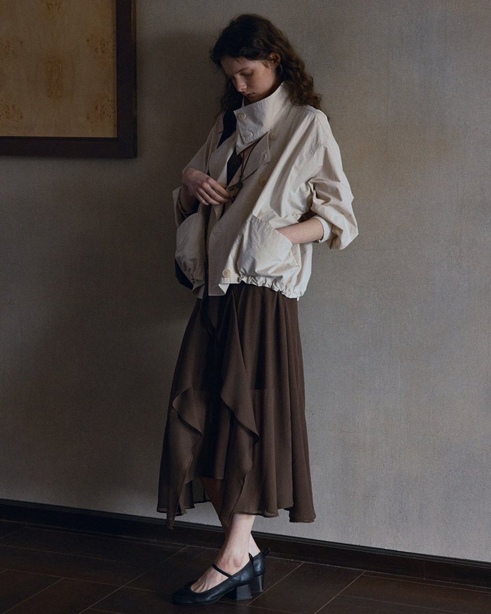 defane_official's tweet photo. ▮ ▯ Item info ▮ ▯

アブストラクトショートダブルブレストウェア 10557

ID:10557
￥22,980

<color>
ベージュ
ブラック
ブラウン

#defane　#ディファーネ

#fashion
#ootd
#japanesefashion
#modefashion
#blackfashion
#今日のコーデ
#ファッション
#モード系ファッション https://t.co/0jMc1ov1Tq