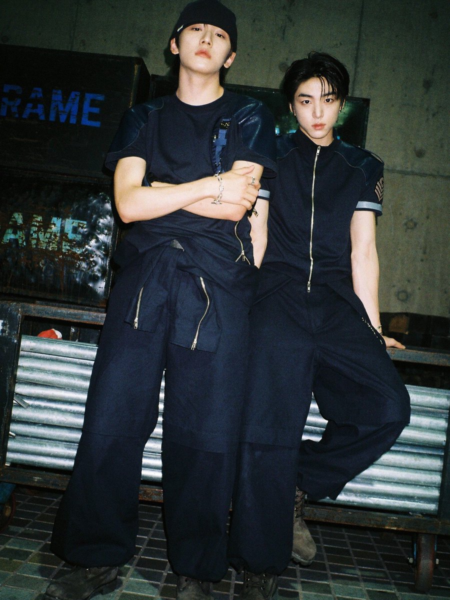blueknotglue's tweet photo. ㅅㅉ = 인생 https://t.co/8CytENhaxf