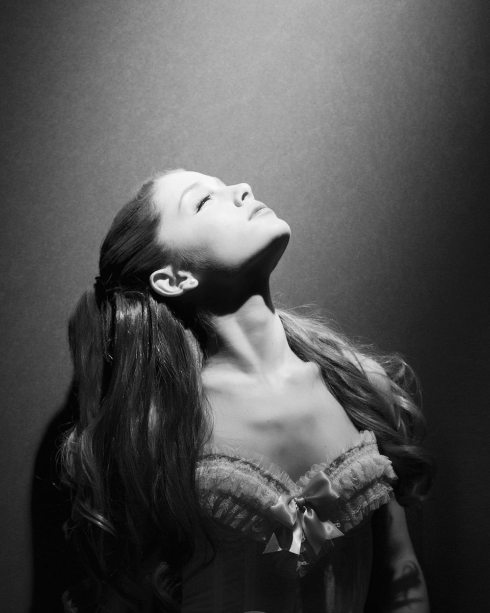 Kalshi_Music's tweet photo. Ariana Grande’s debut album ‘Yours Truly’ went to #1 on this date in 2013.

138,000 copies in its first week. https://t.co/bkdPaFHjME
