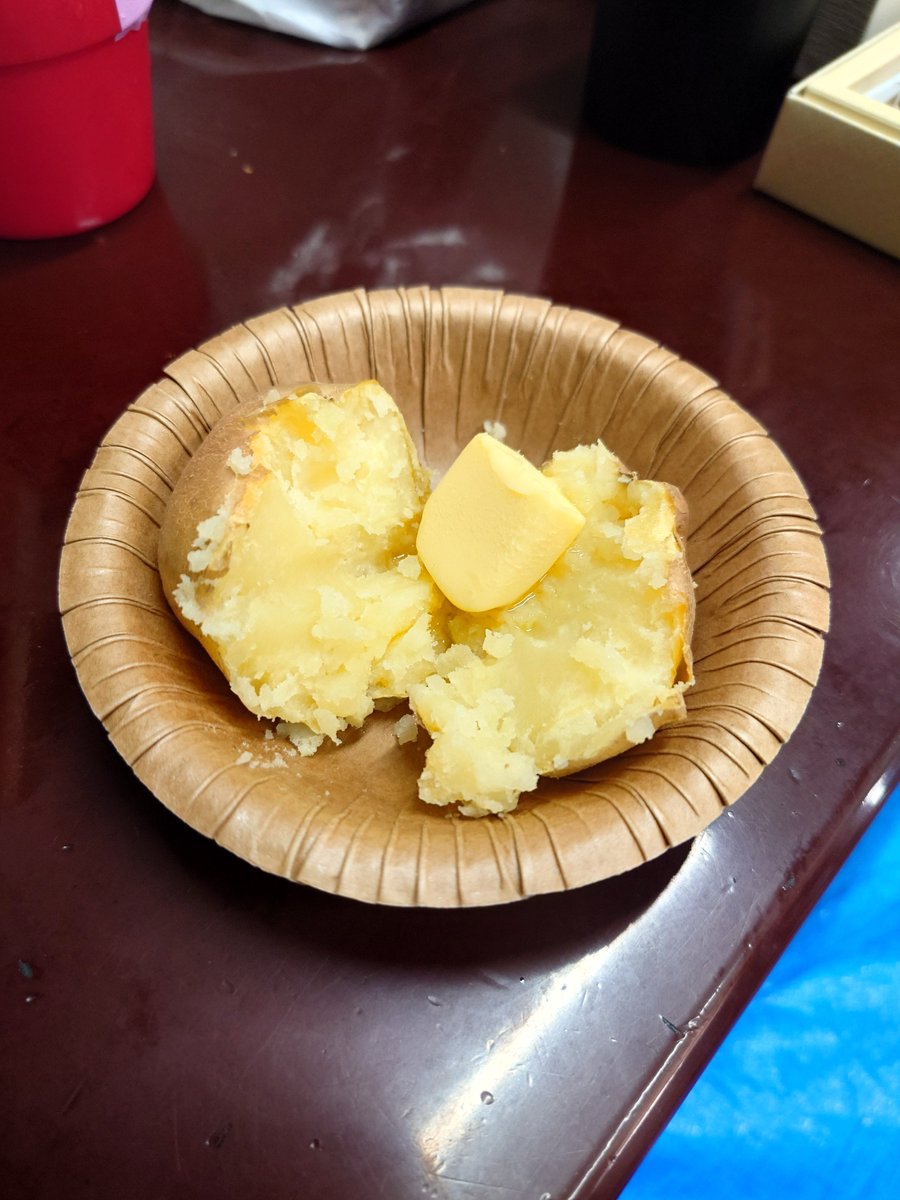 COU5101's tweet photo. じゃがいも焼けてました
#RTAinShuran https://t.co/86P7HwCakT