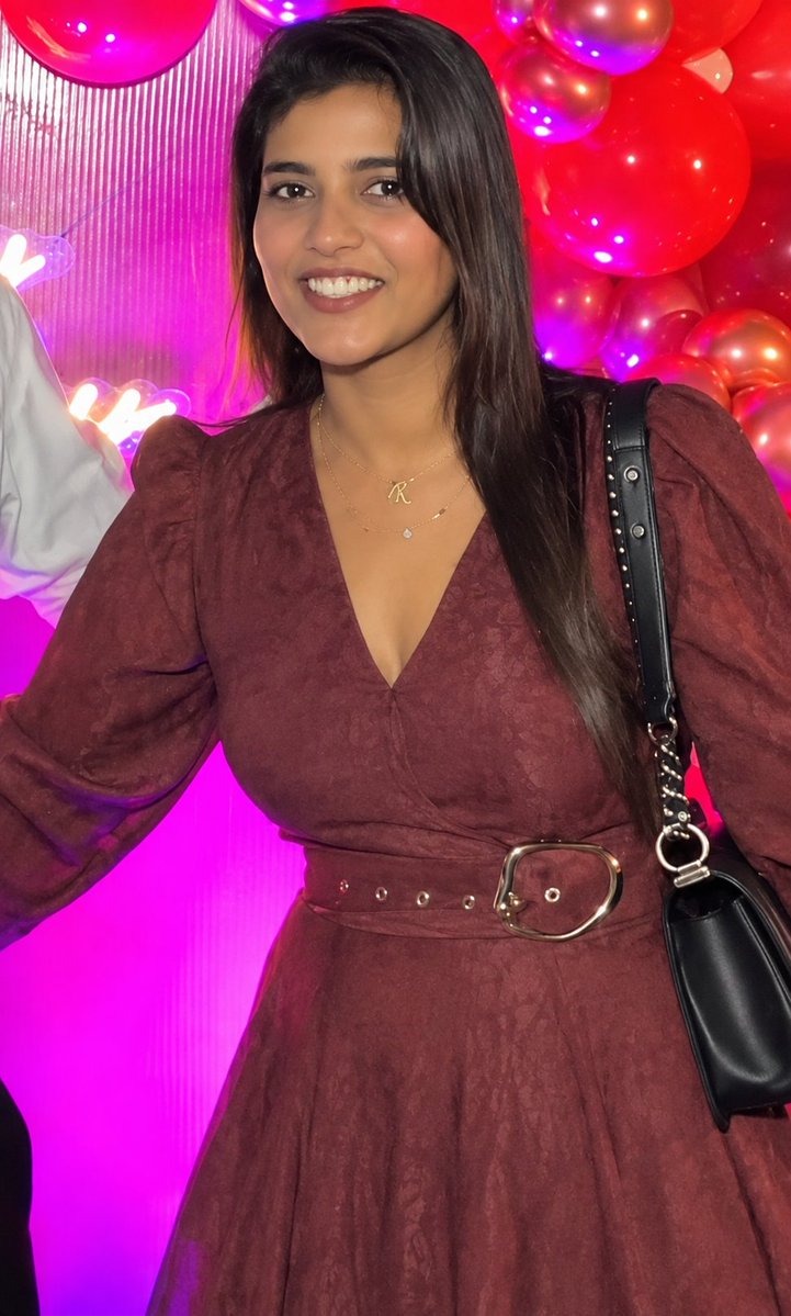 Leviathn01's tweet photo. Actress Aishwarya Rajesh 😍 In Nikhil's bday function 🥰 https://t.co/MOg3r7yKNu