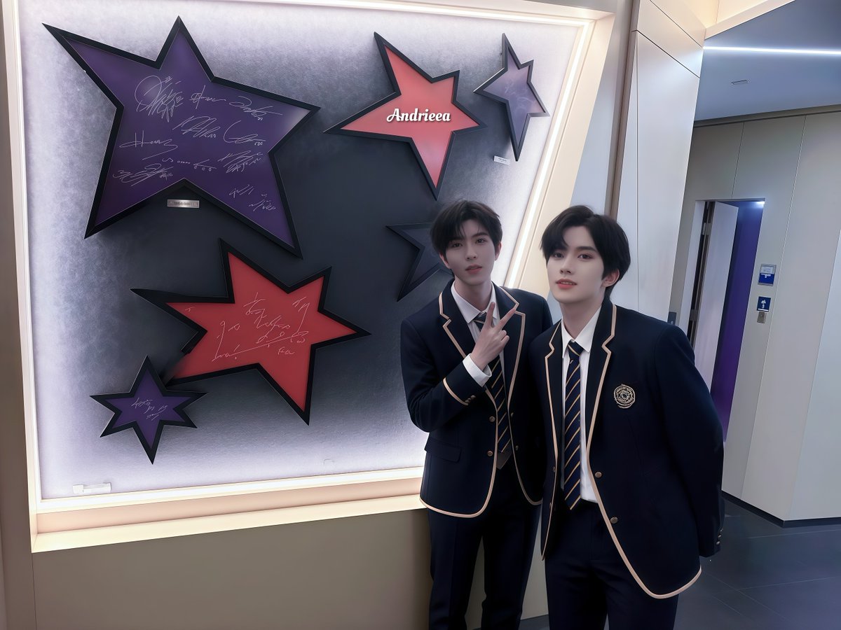 andrieea_'s tweet photo. That is a beautiful memory, and XingQiu makes that beautiful memory even more memorable! ✨

#XingQiu #星邱 https://t.co/tHZyrOClxi