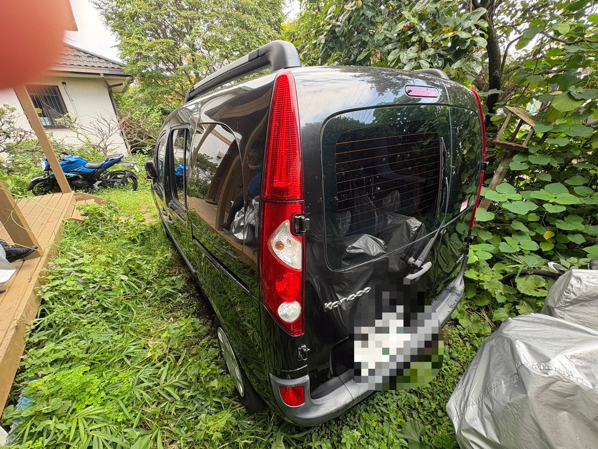juniasu1864_BH5's tweet photo. #車売ります #拡散希望
ルノー カングー KWK4M
初年度登録平成22年10月
FF AT 1.6L ガソリン車
ODO:142873km
東京都の多摩地区から
キャンプや荷物の輸送、バイクのトランポにいかがでしょうか？オプション？収納やトノカバーもあります。観音開きのリアゲートです！
詳細は↓ https://t.co/MjYY3TydvM